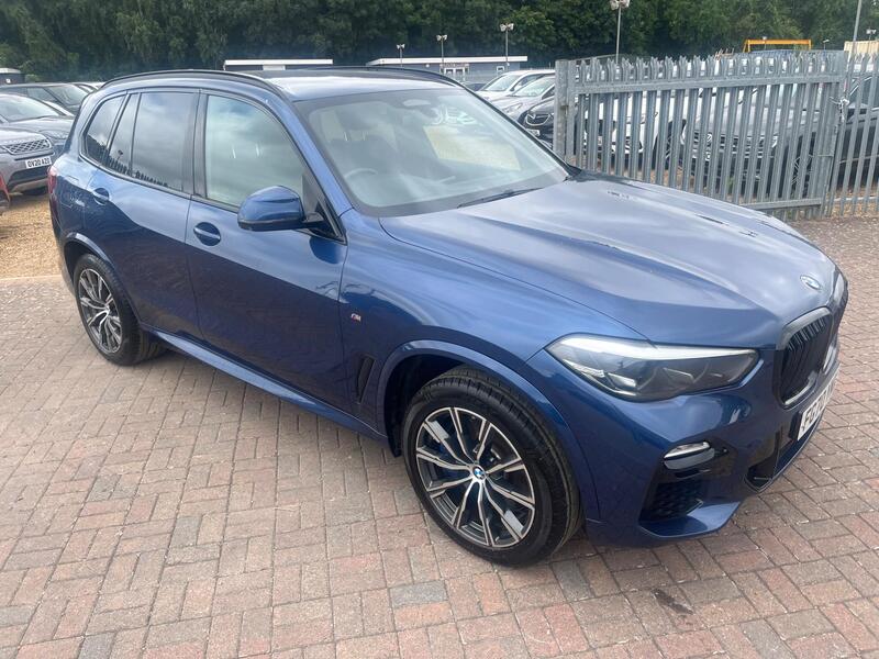 BMW X5 view 4