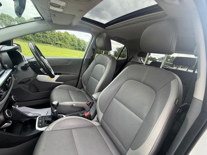 Kia Picanto view 3