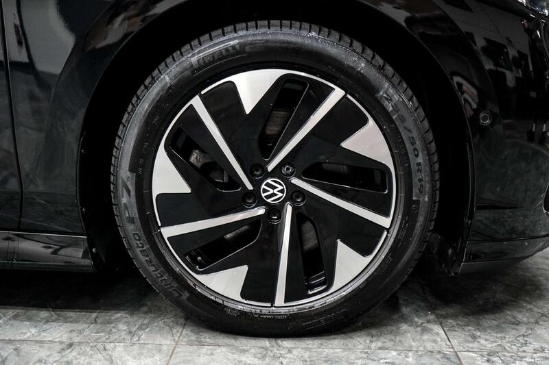 Volkswagen Id.7 view 7