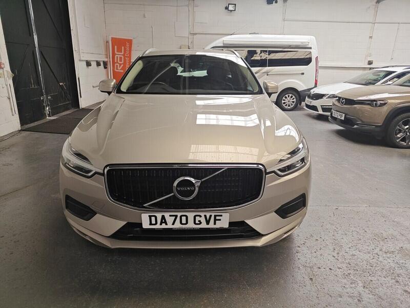 Volvo XC60 view 2