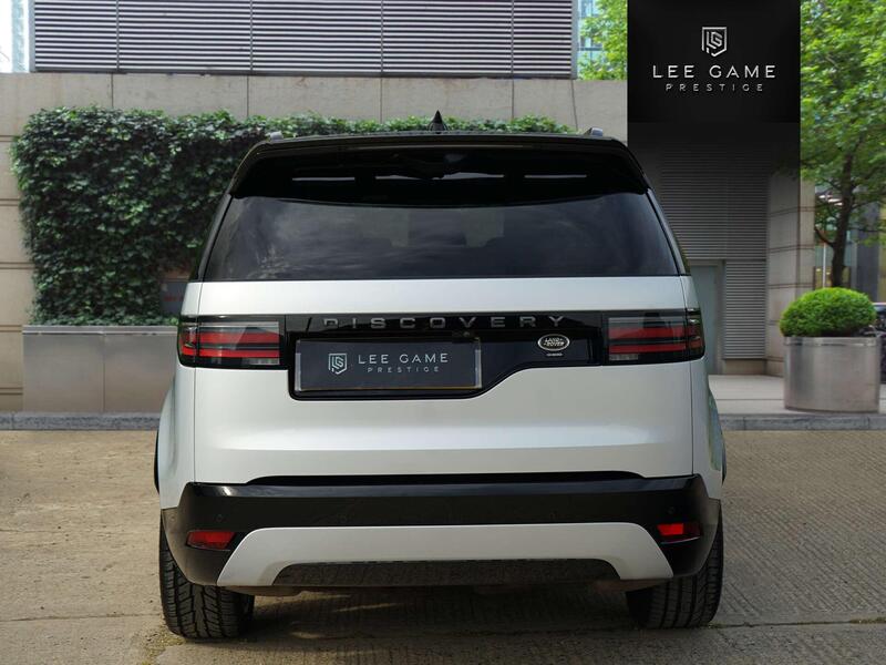 Land Rover Discovery view 6