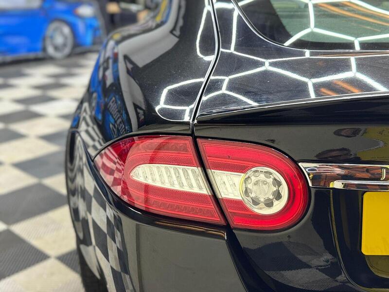 Jaguar XK view 52