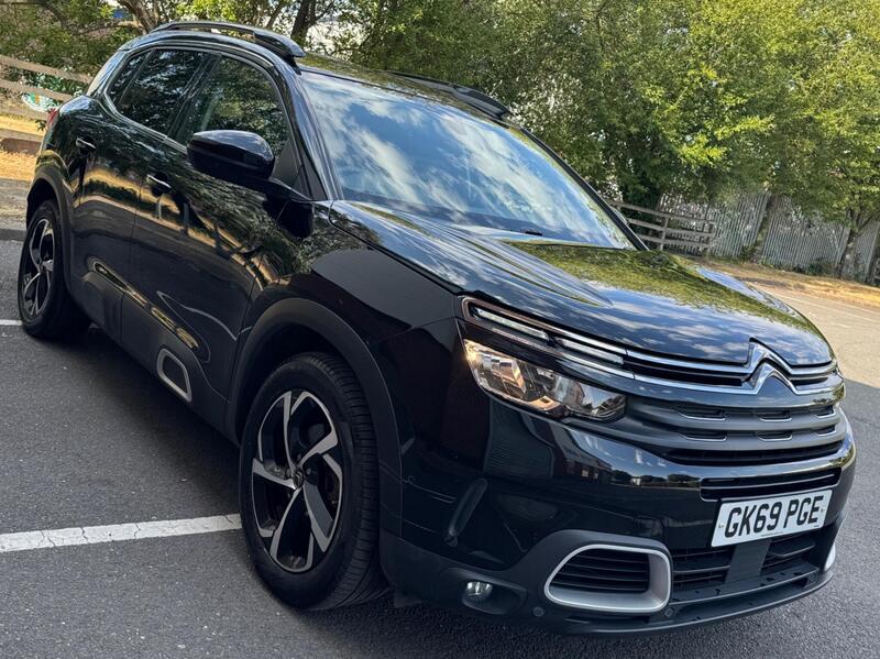 Citroen C5 Aircross view 2