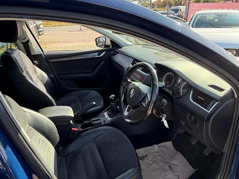 Skoda Octavia view 3