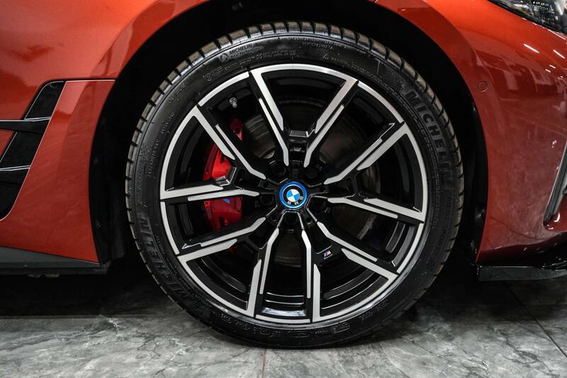 BMW I4 view 7