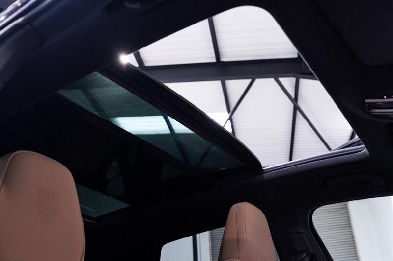 Porsche Cayenne view 4