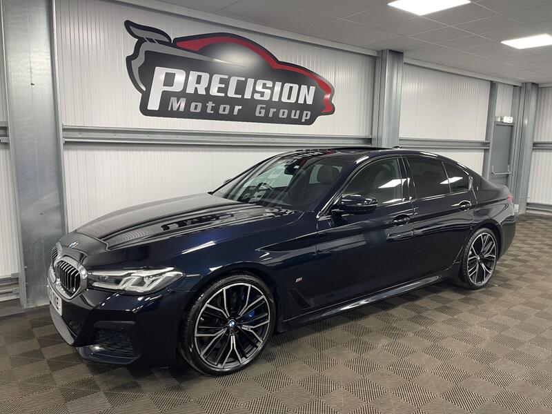 BMW 5 Series view 7
