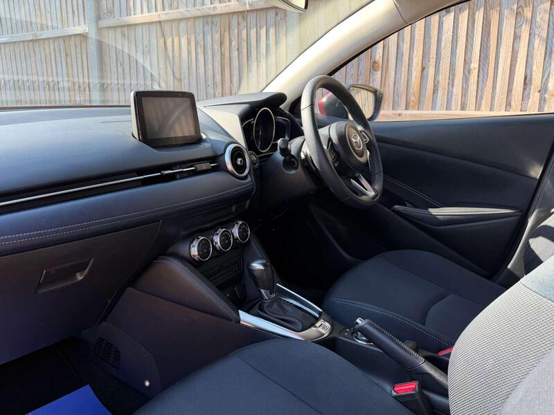 Mazda Mazda2 view 3
