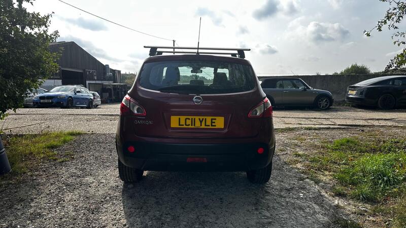 2011 Nissan Qashqai — photo 4