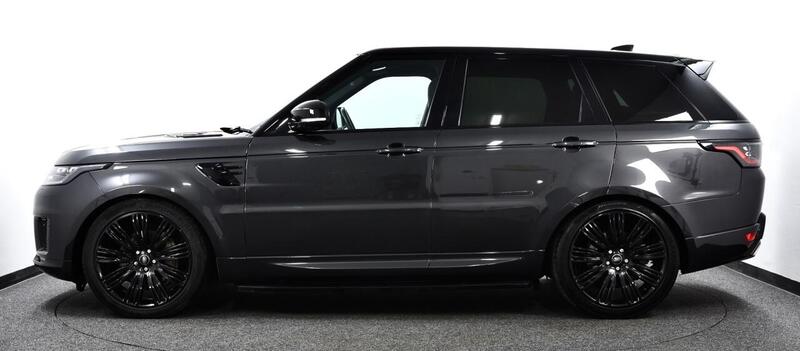 Land Rover Range Rover Sport view 4