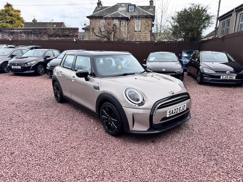 Mini Cooper main image