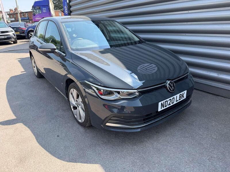Volkswagen Golf view 3