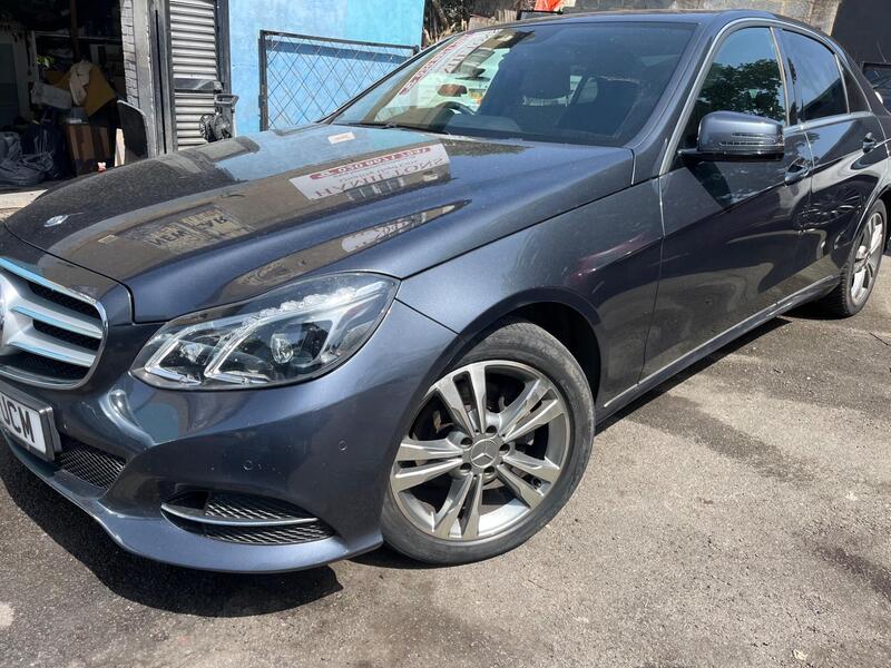 Mercedes-Benz E Class view 2