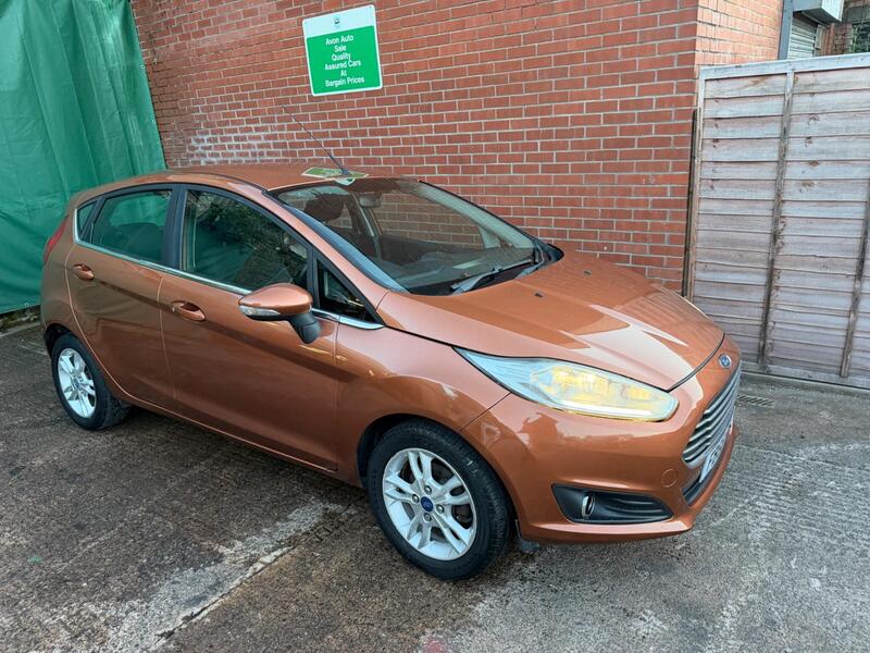 Ford Fiesta — photo 1