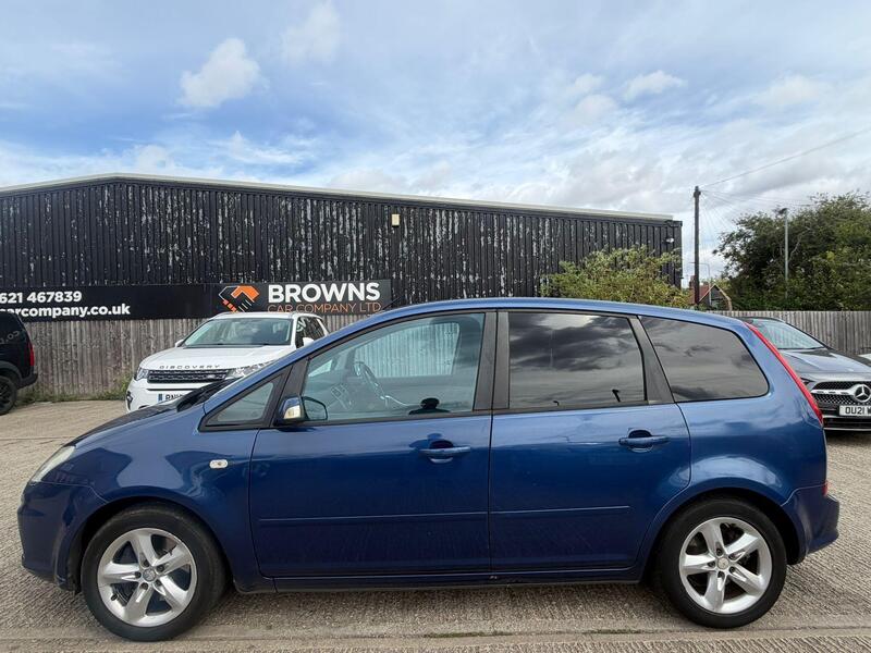 Ford C-Max view 6