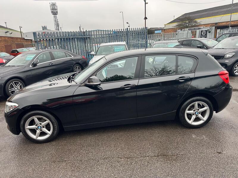BMW 1 Series view 7