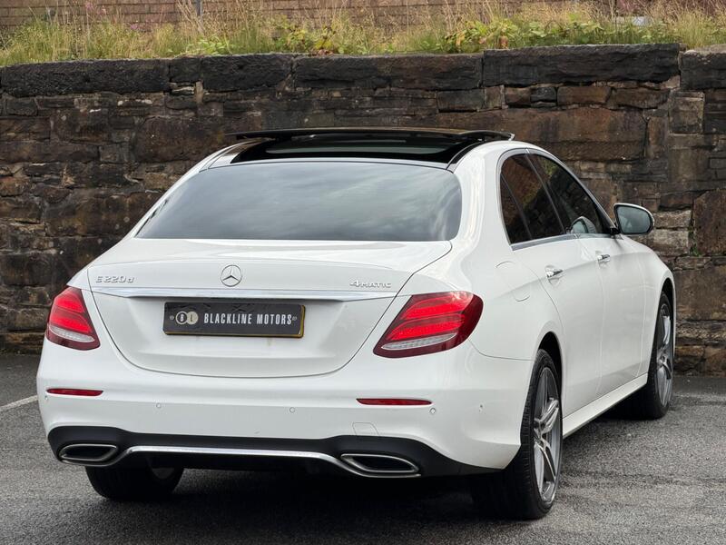 Mercedes-Benz E-Class view 7