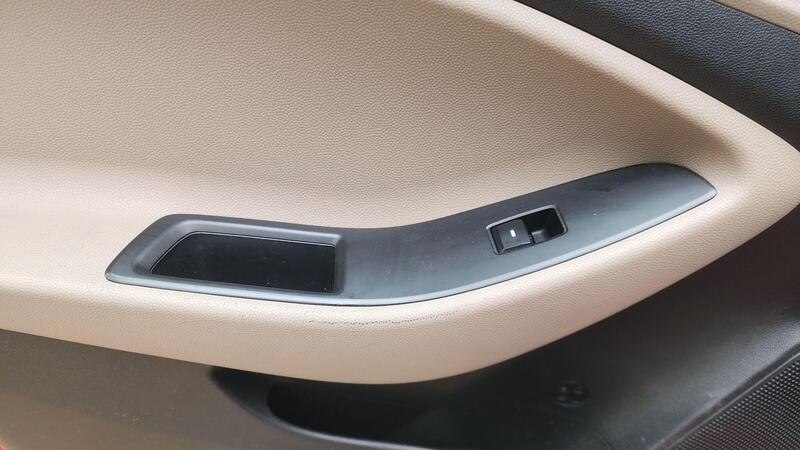 2015 Hyundai i20 — photo 51