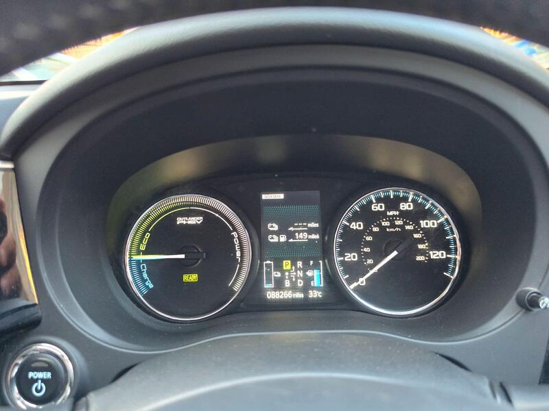 Mitsubishi Outlander 2.0h 12kWh GX4h CVT 4WD Euro 5 (s/s) 5dr thumbnail 38