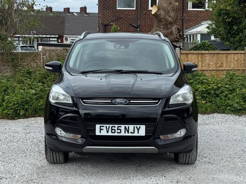 Ford Kuga view 4