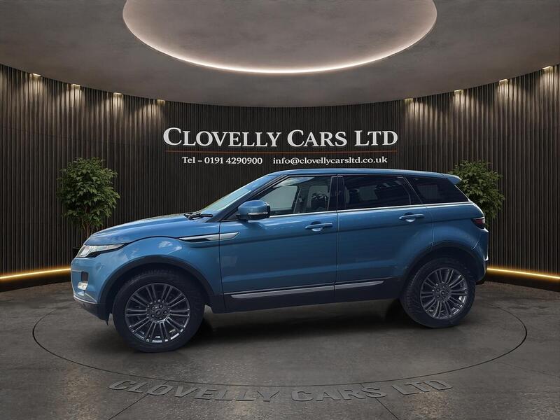 Land Rover Range Rover Evoque view 5