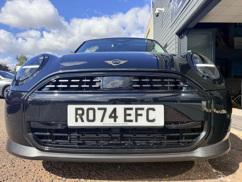 MINI Hatch view 6