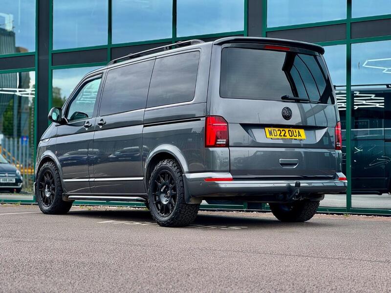 Volkswagen Caravelle view 2