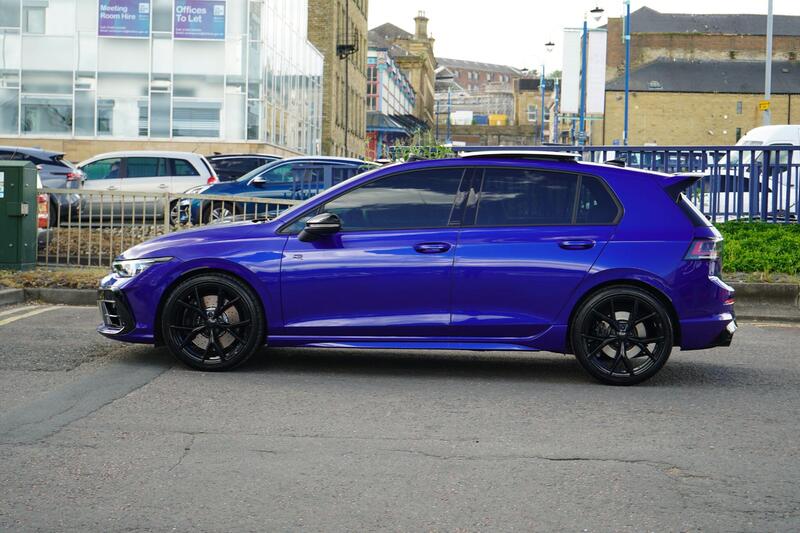 Volkswagen Golf view 6