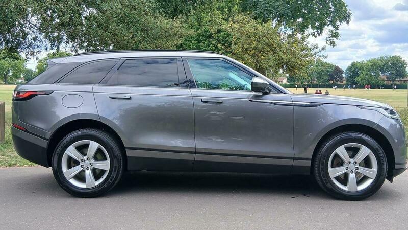 Land Rover Range Rover Velar view 4