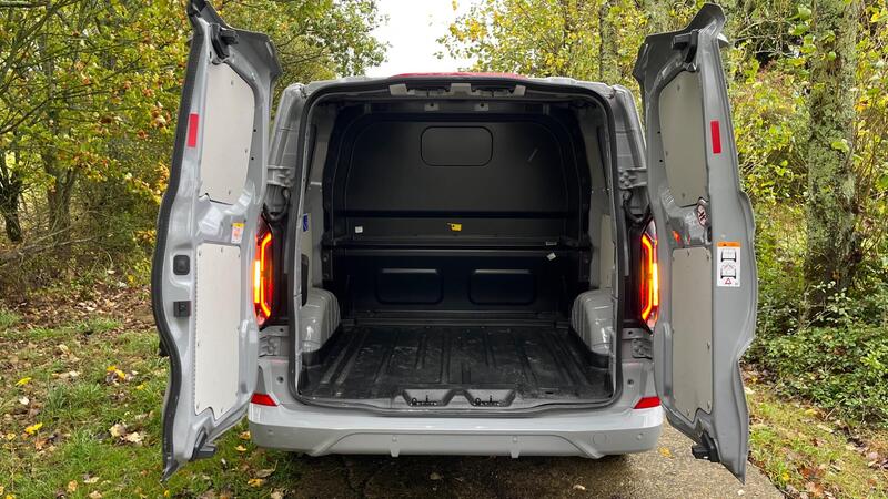 2026 Ford Transit Custom — photo 28