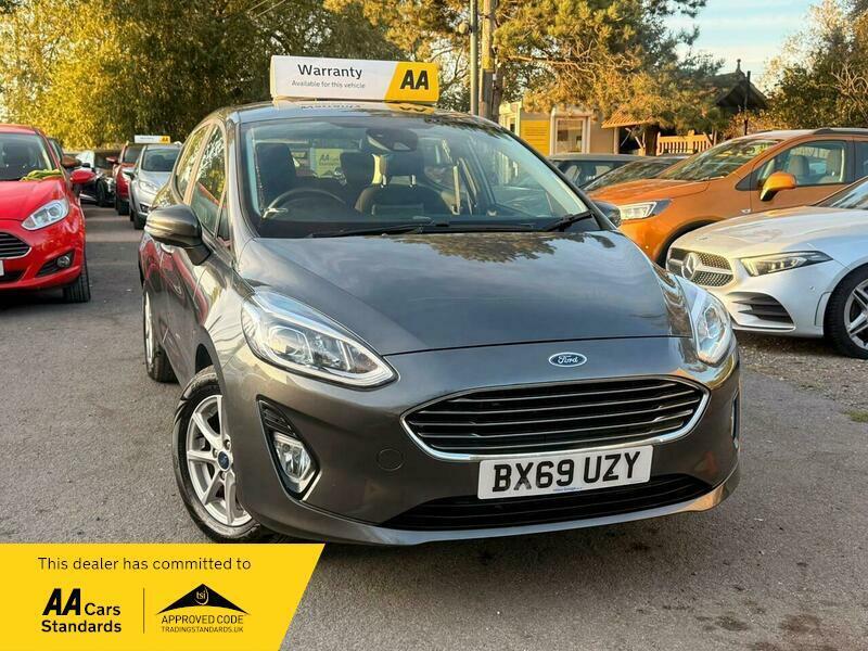 2019 Ford Fiesta 1.1 Ti-VCT Zetec Euro 6 (s/s) 5dr photo 2