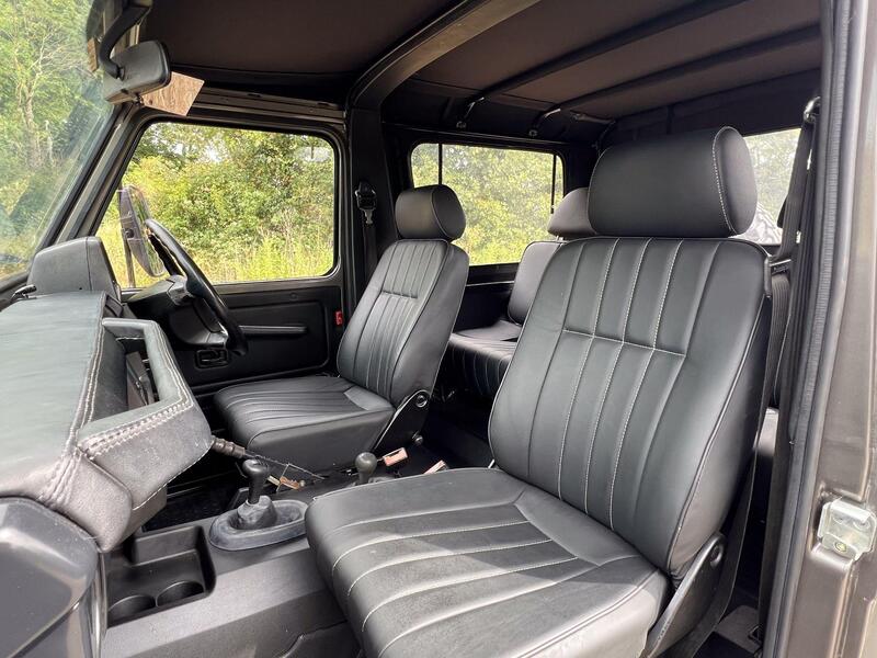 Mercedes-Benz G-Class view 13