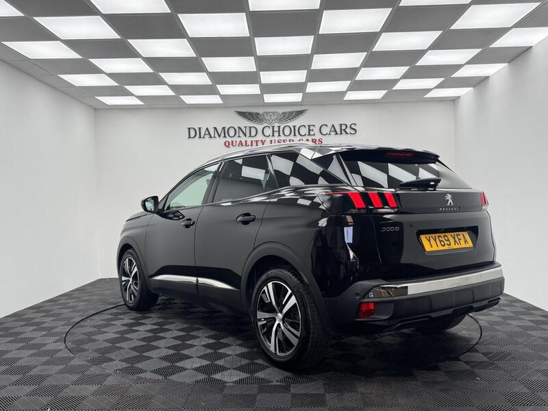 Peugeot 3008 view 6