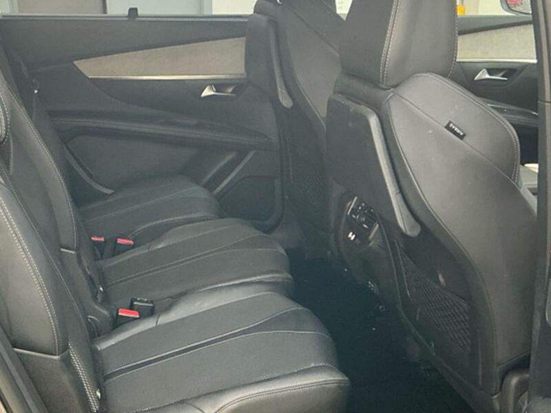 Peugeot 5008 view 7