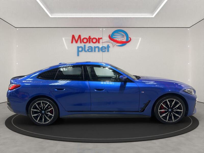 BMW I4 view 5