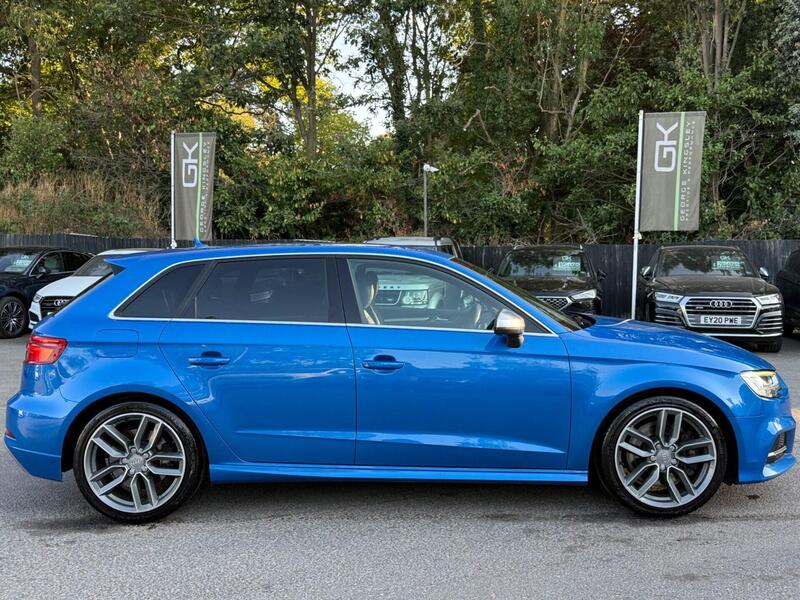 Audi Audi S3 view 5