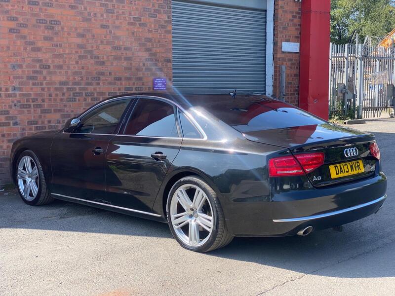 Audi A8 view 49