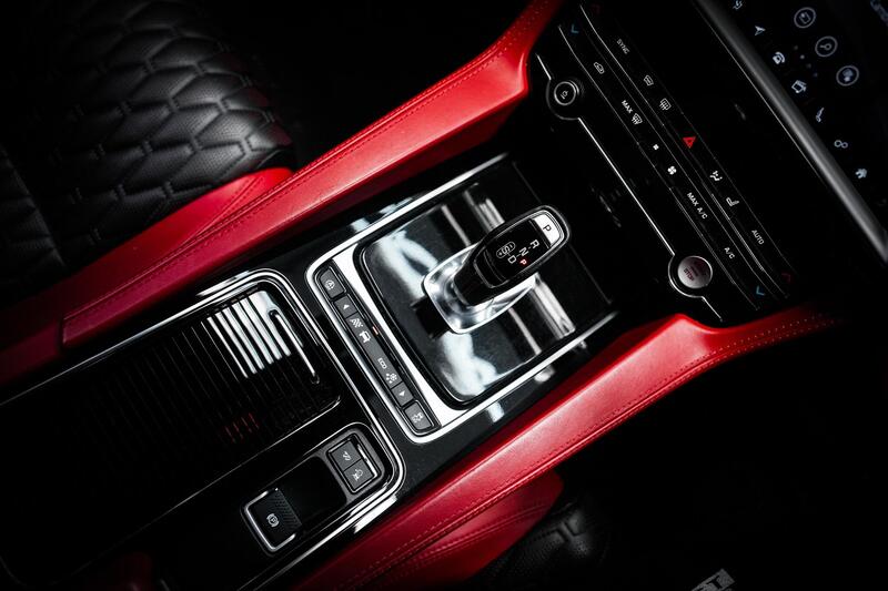 Jaguar F-Pace view 5