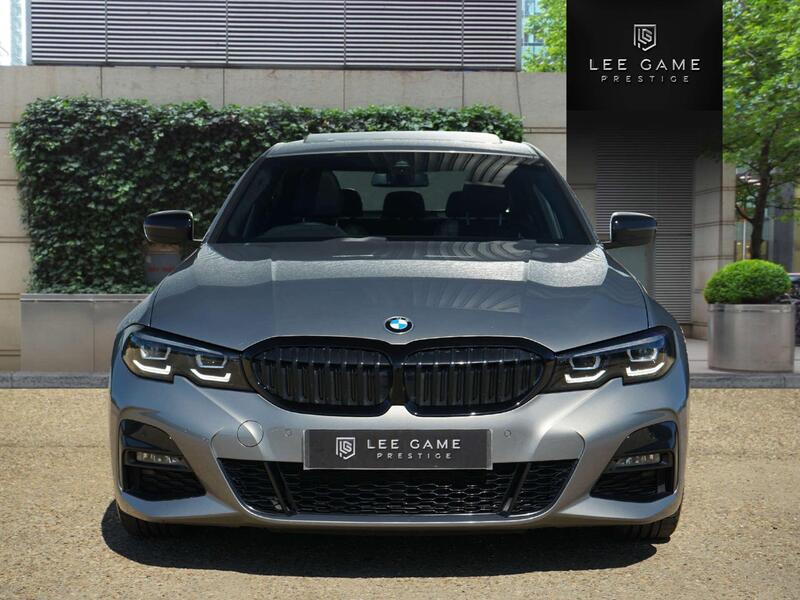 BMW 3 Series view 3