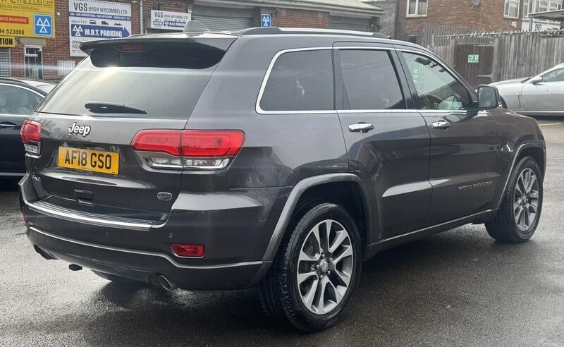 Jeep Grand Cherokee view 5