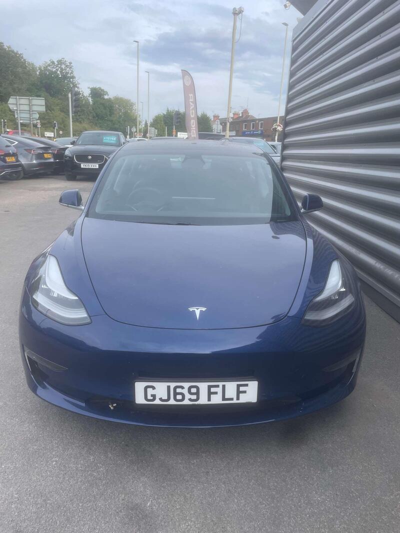 Tesla Model 3 view 6