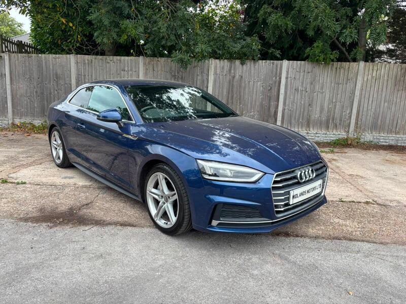 Audi A5 view 4