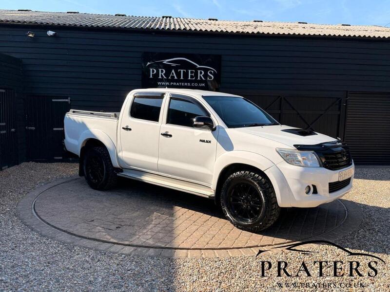 2014 Toyota Hilux in White for sale