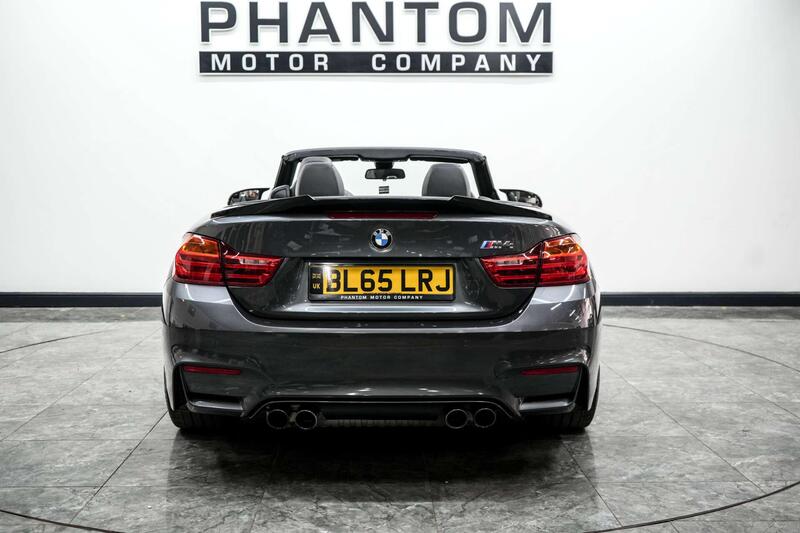 BMW M4 view 4