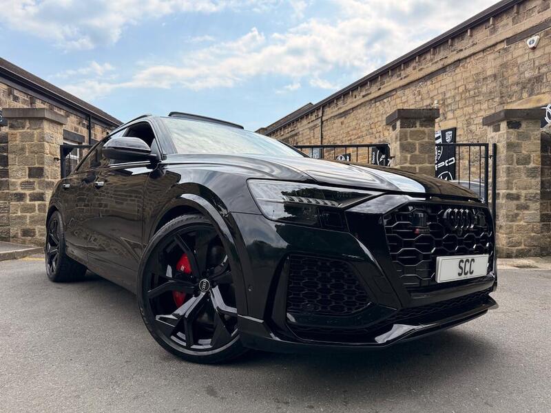 Audi Audi RSQ8 view 2