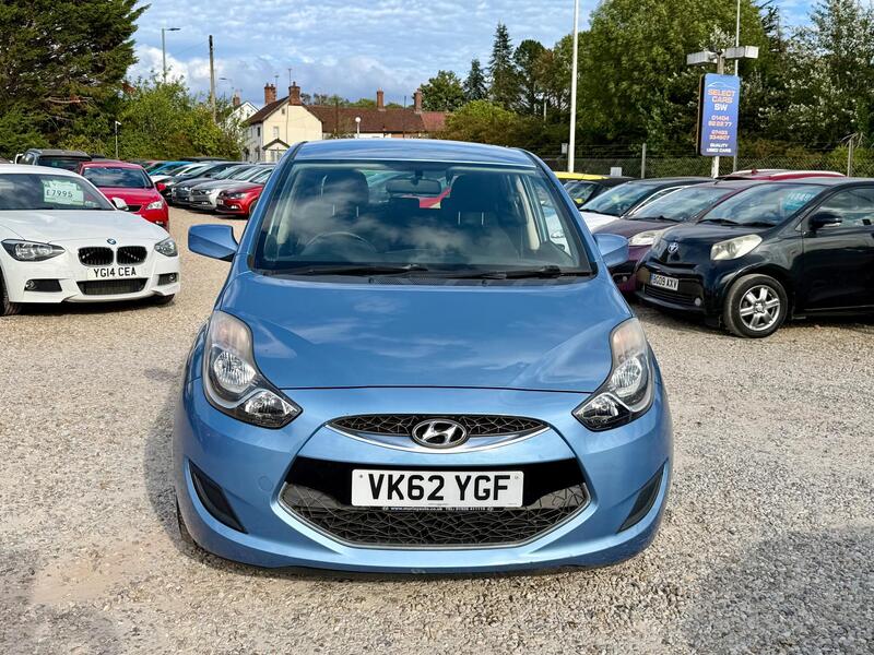 Hyundai Ix20 view 3