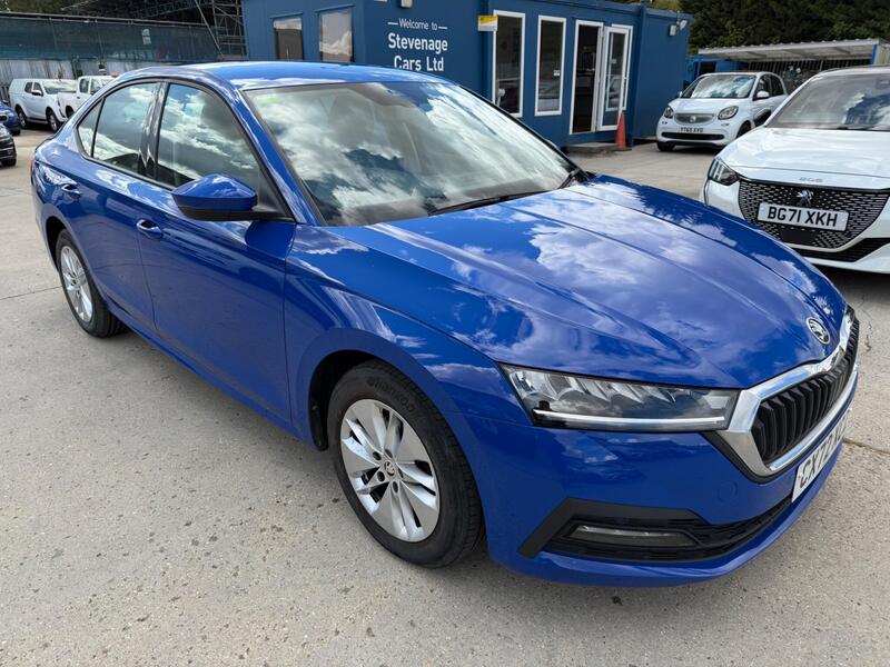 Skoda Octavia view 3