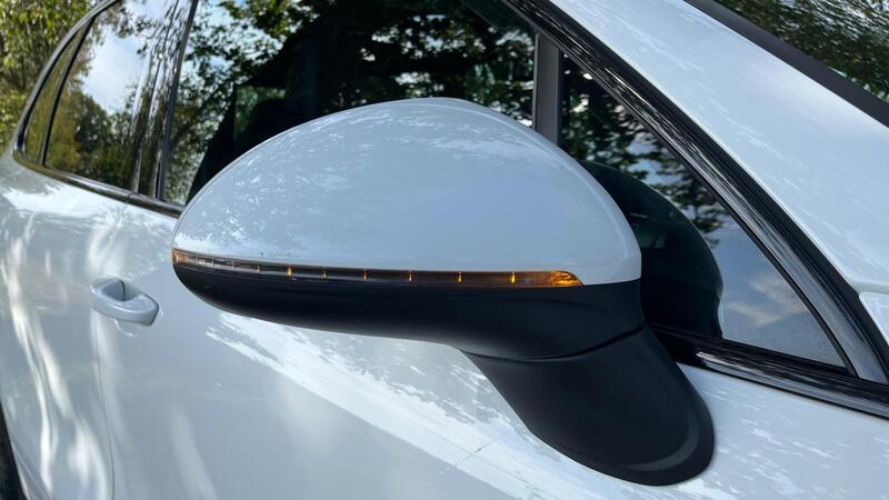 2015 Porsche Cayenne — photo 23