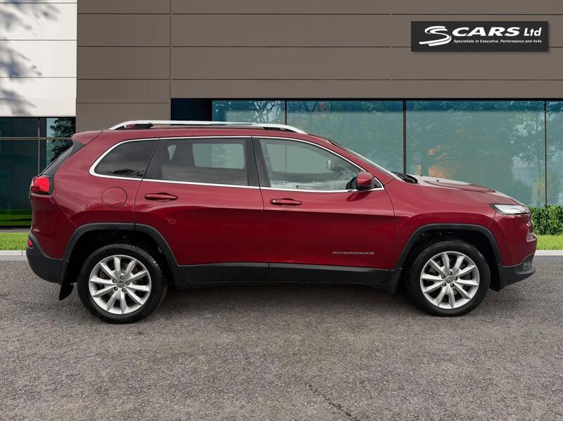 Jeep Cherokee view 2
