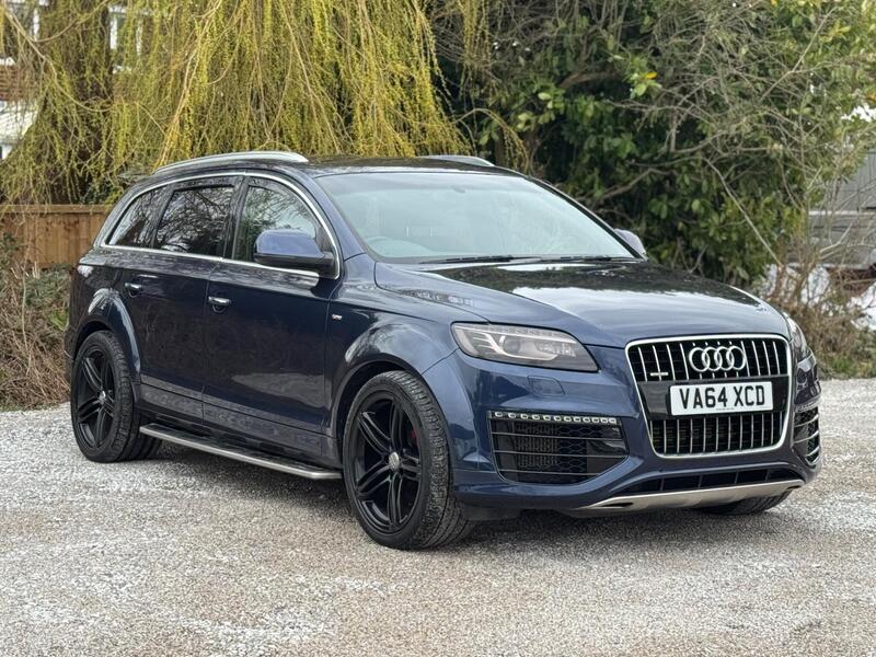Audi Audi Q7 view 3